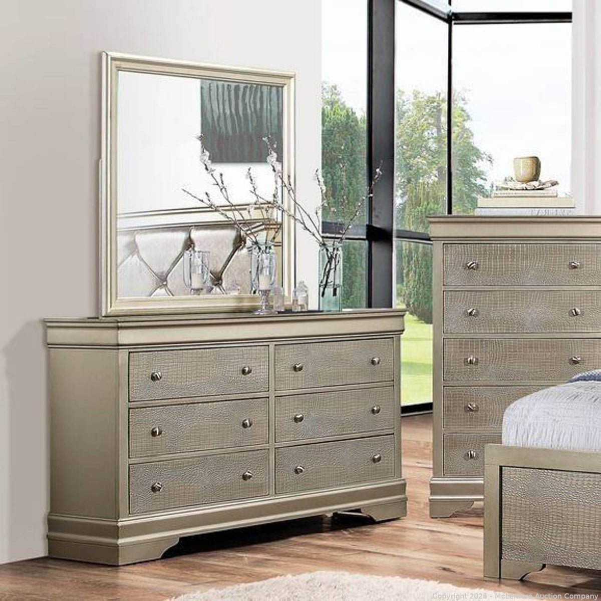 Ashley Furniture Bonita Dresser and Mirror