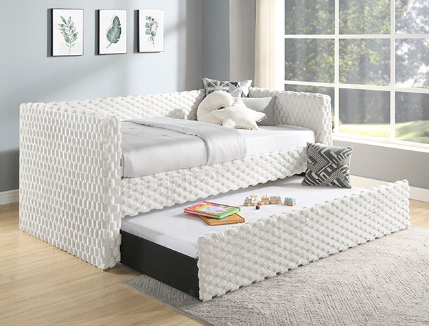 Molly Daybed