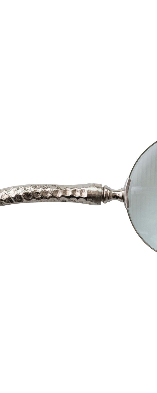 Shell Magnifying Glass