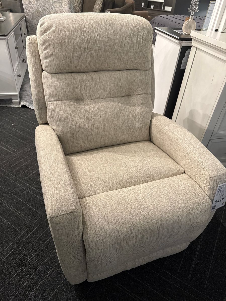 1157 Bank Shot Berber Natural Wallhugger Recliner